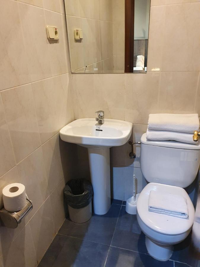 Ch Plaza D'Ort Rooms IV Мадрид Екстериор снимка